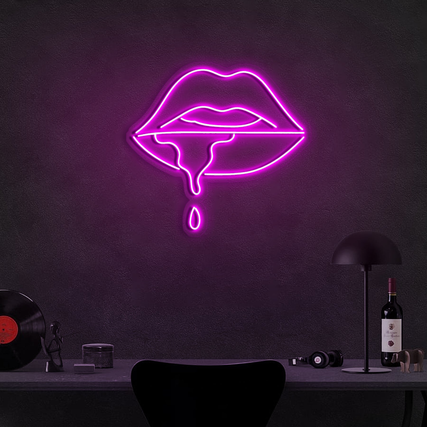 Lips Dripping